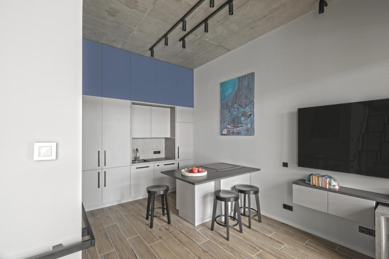Ivis House Modern Apartment In Vilnius Old Town With Balcony Exterior photo