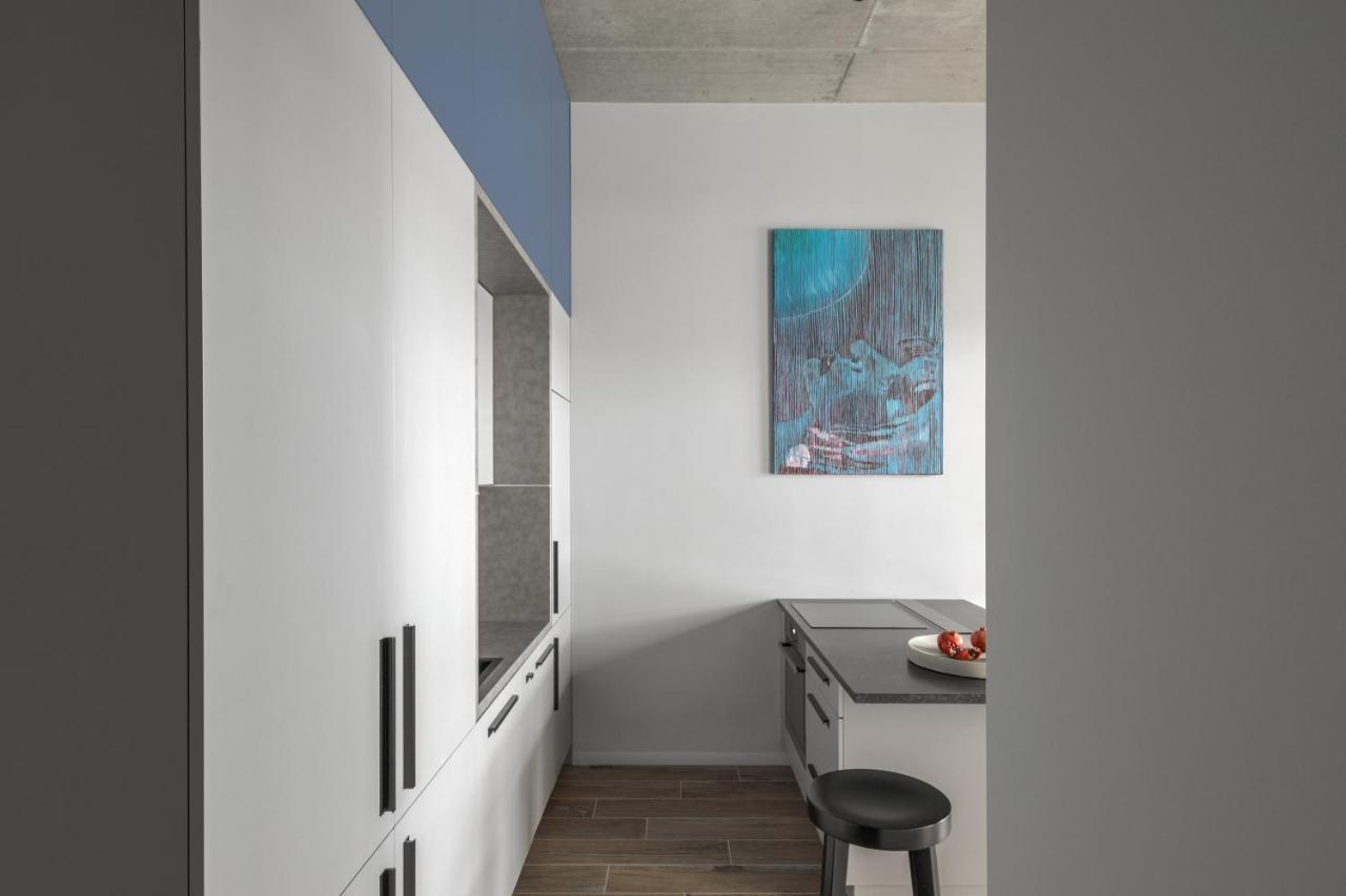 Ivis House Modern Apartment In Vilnius Old Town With Balcony Exterior photo